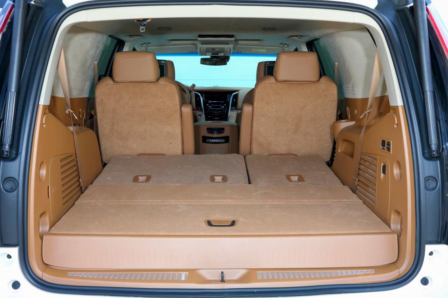  Cadillac Escalade Platinum 2015 года  (JP) (фото 19 из 24)
